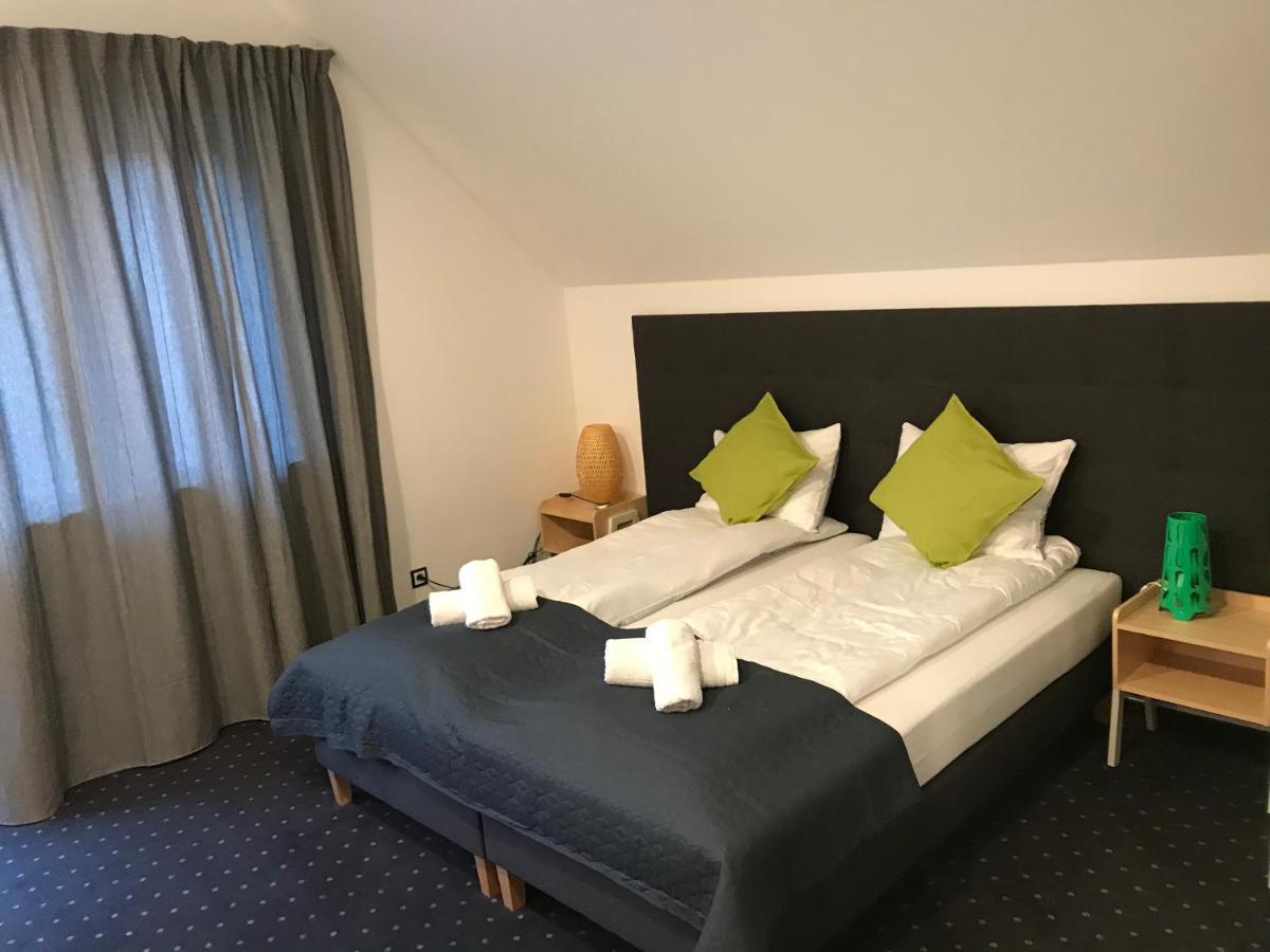 Apartamenty Pod Zamkiem W Janowcu Janowiec Kültér fotó